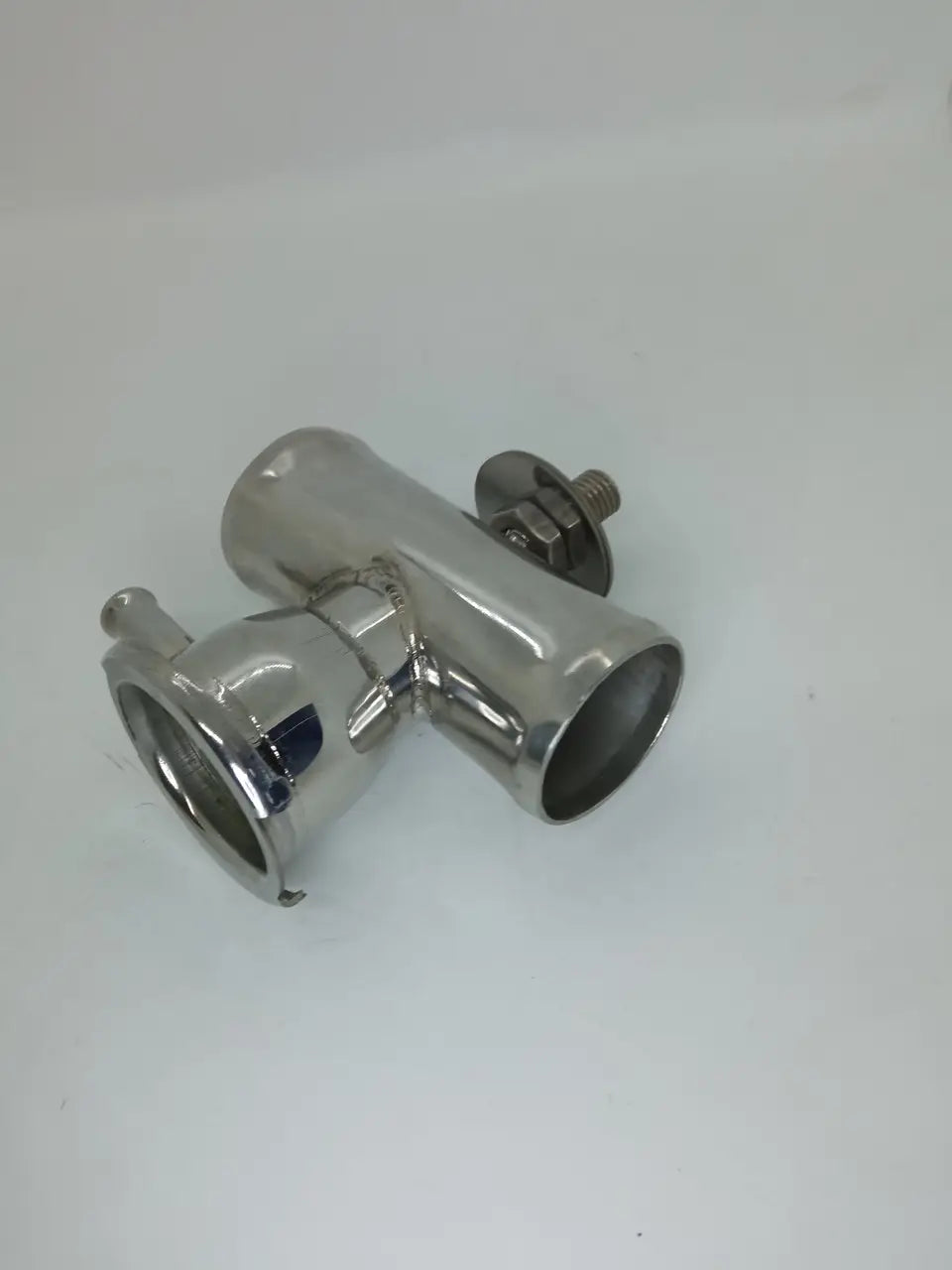 Coolant Filler Neck for Chrysler | OEM Cross Reference: 5058620AF, 05058620AB, 52028810AM, 52028810AK, 52028810AD, 55028810AF, 520288810AE, 52028810AJ, 05058482AH, 05058293AC, 05058318AE, 05058995AA, 05058997AC | Stainless Steel