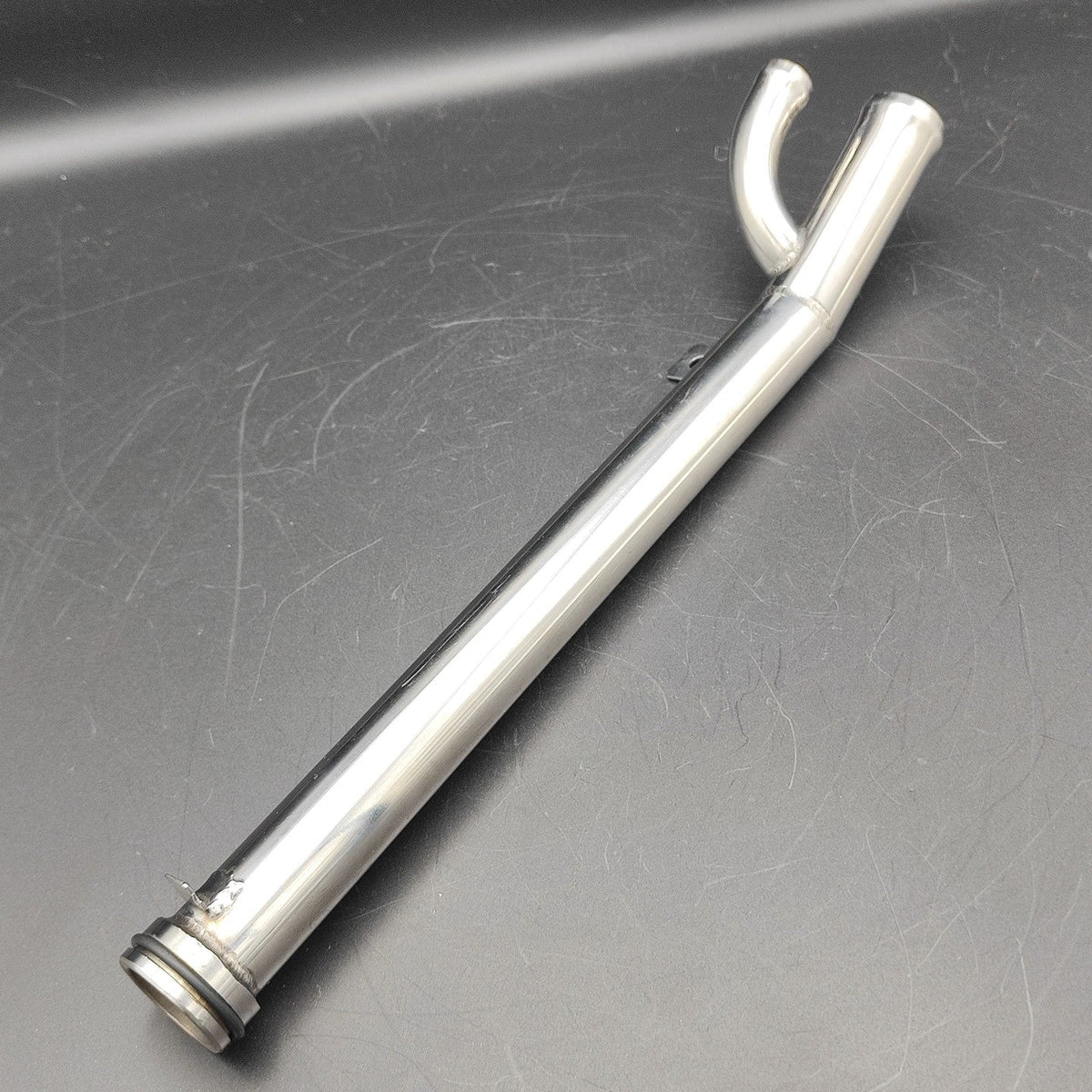 Coolant Pipe for Dacia, Lada & Renault | OEM Cross Reference: 7700869985 | Stainless Steel