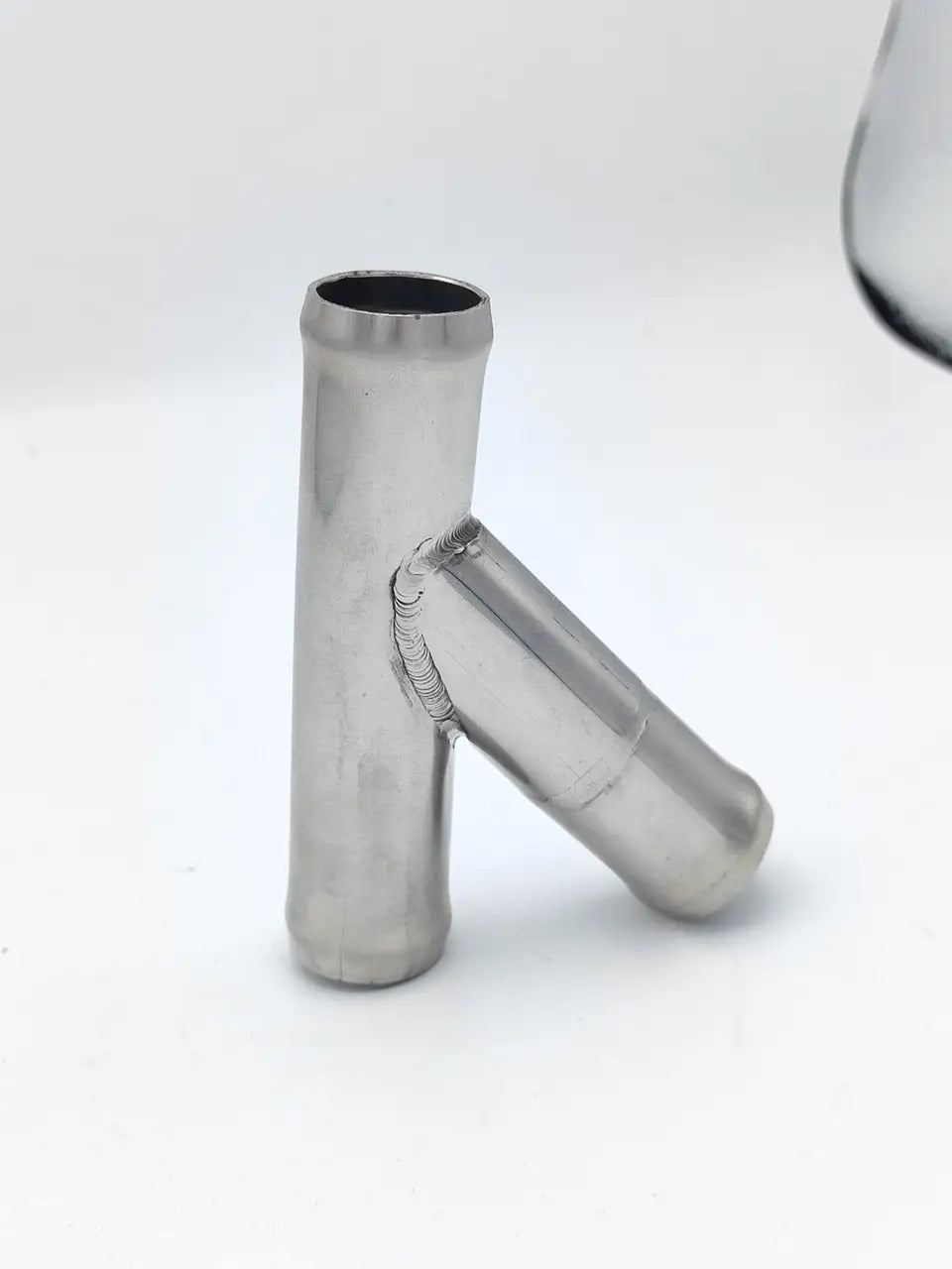 Heater Hose T Pipes for Chevrolet | OEM Cross Reference: 95390887, 95226676, 95039025 | Stainless Steel